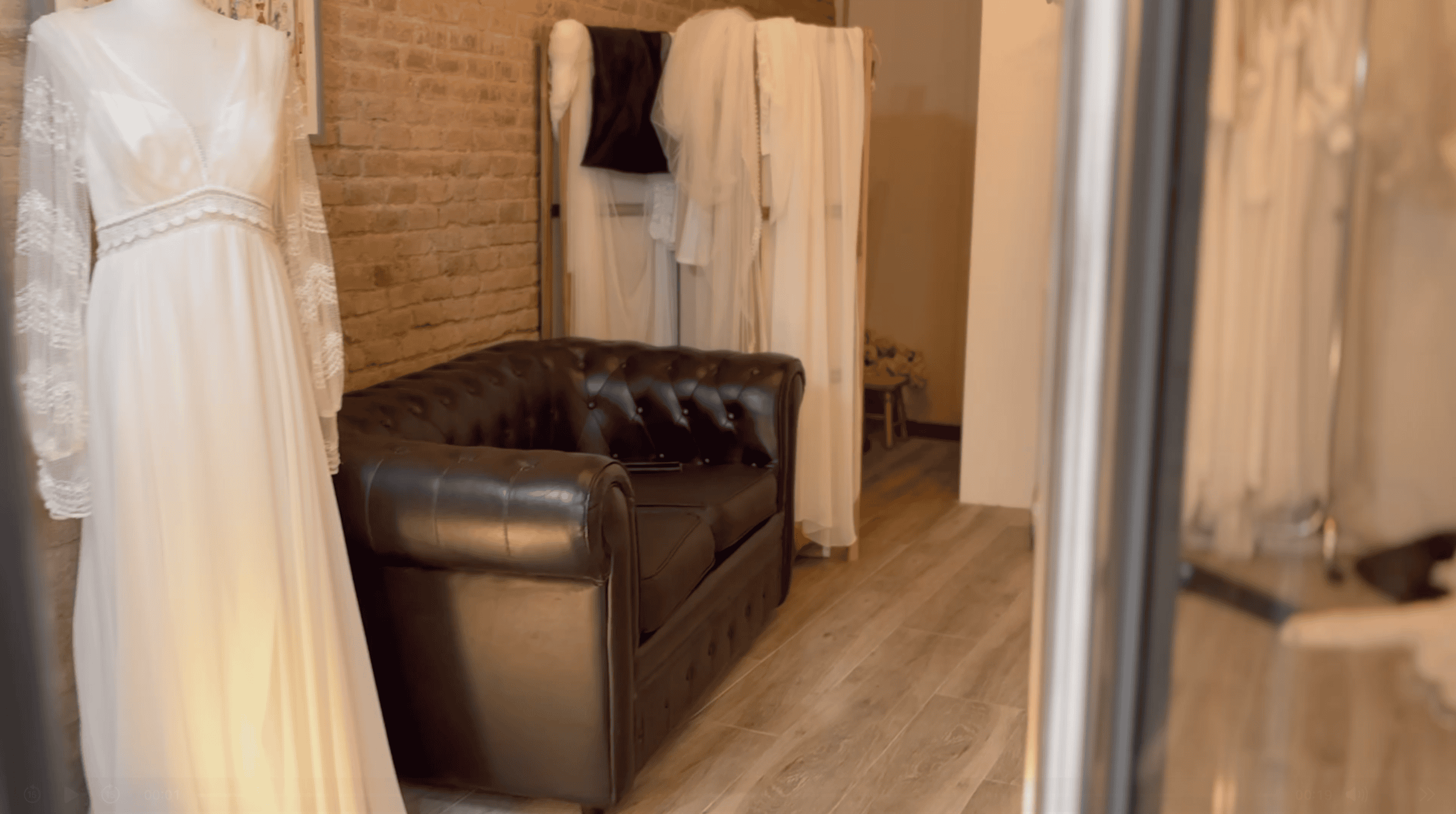 Demana cita a La Núvia Pim Pam